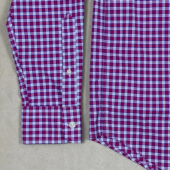Vineyard Vines Mens XS Classic Fit Button Up Long Sleeve Shirt Red Plaid Pocket - Picture 3 of 13
